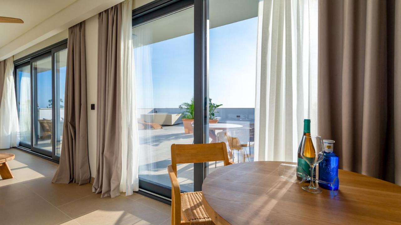 Hotel Apartamentos Hamus Conil De La Frontera Exteriör bild